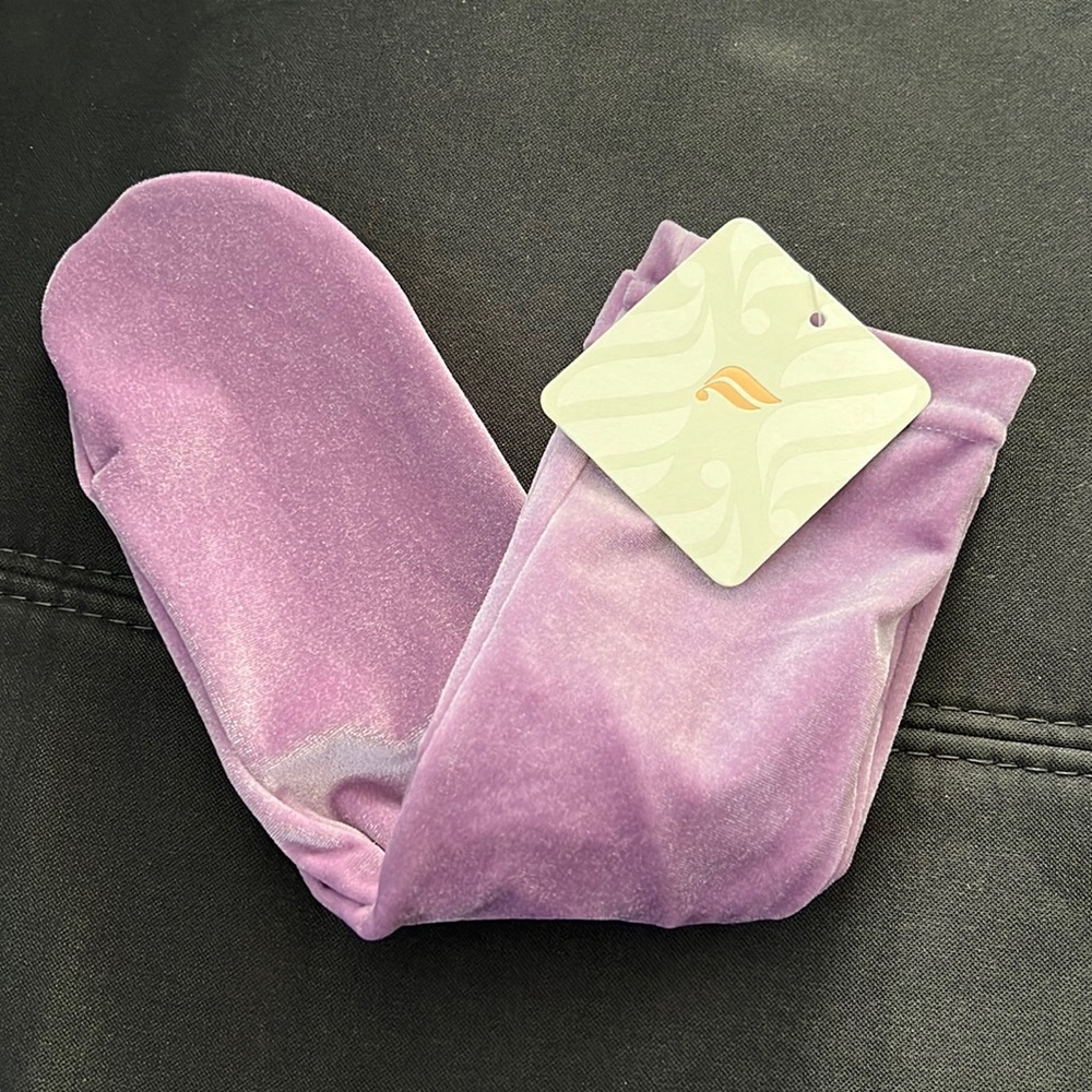 NEW Fabletics Velvet Socks